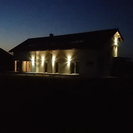 Na 102 Dwupokojowe Апартаменты