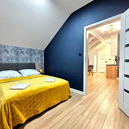 Na 102 Dwupokojowe Apartamento *